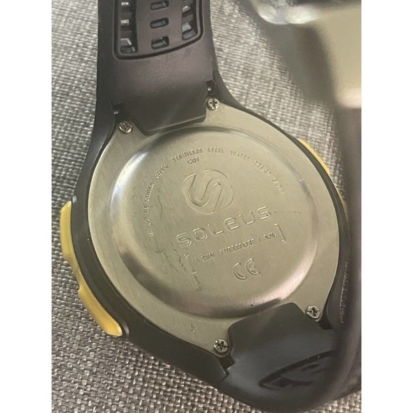 Soleus 10K Black Yellow Water Resistant Unisex Running Adjustable Watch - Picture 3 of 7